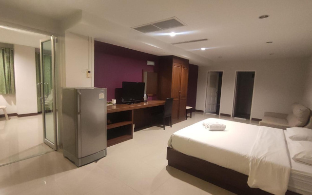 Baan Manthana Hotel