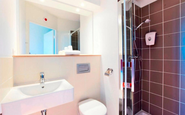 Hôtel Première Classe Caen Nord - Mémorial