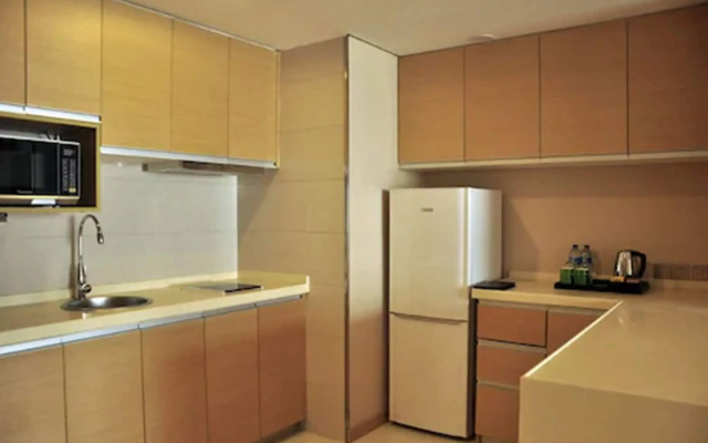 Regal Plaza Hotel & Residence Waigaoqiao