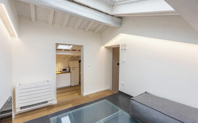 Salutati Apartments by MMega