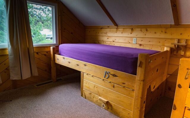 Estes Park Adventure Hostel