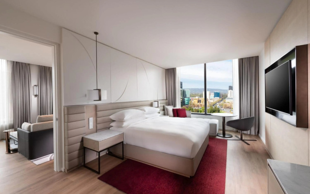 Adelaide Marriott Hotel – Guest Rooms – Adelaide