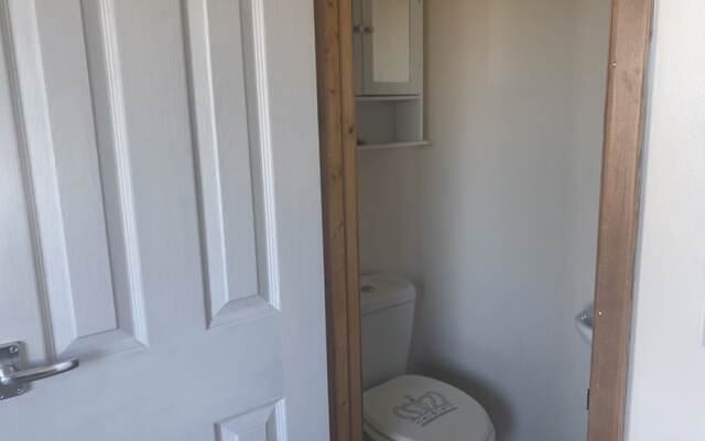 Beautiful 1-bed Studio in Porthcawl Near Beach