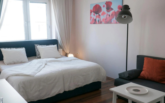 Great & Central on the river