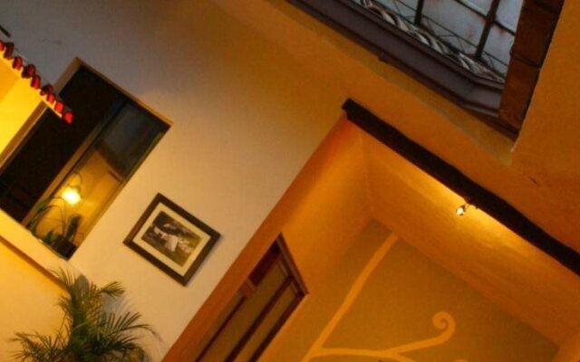 Hostel Caracol