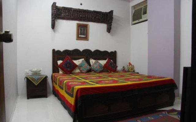 Aura Homestay Royal Villa