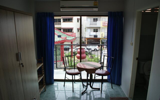 2 Vikings Restaurant & Guesthouse