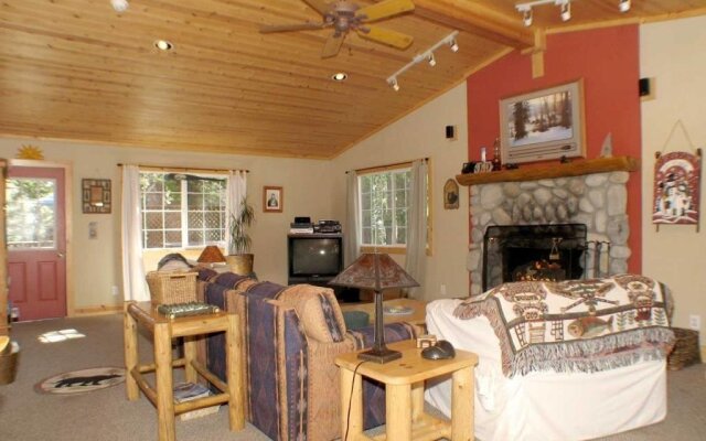 The Bear's Den   1965np 3 Bedroom Cabin by RedAwning