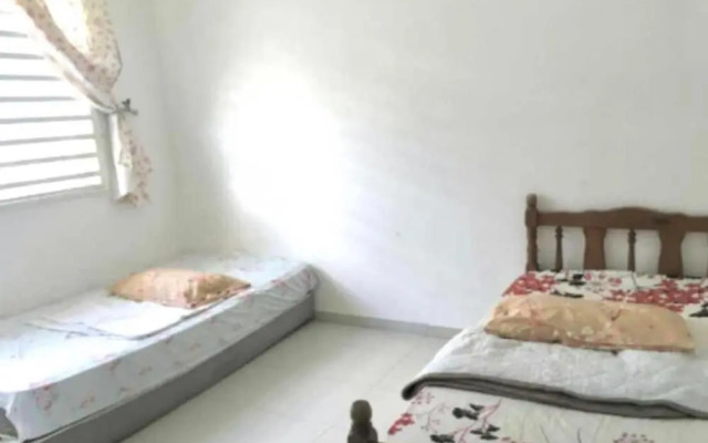 OYO Home 90977 AzZinki Homestay