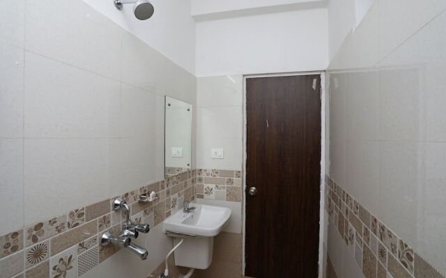 OYO 22955 Hotel Manorama