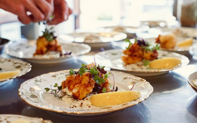 Kanuka Terrace - The Little Black House – Meal – Kaikoura
