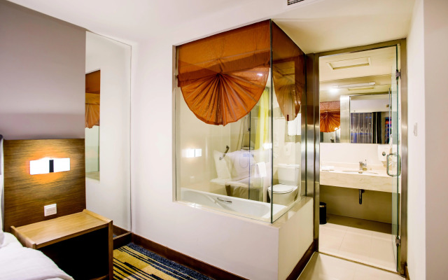 Holiday Inn Express Dalian City Centre by IHG