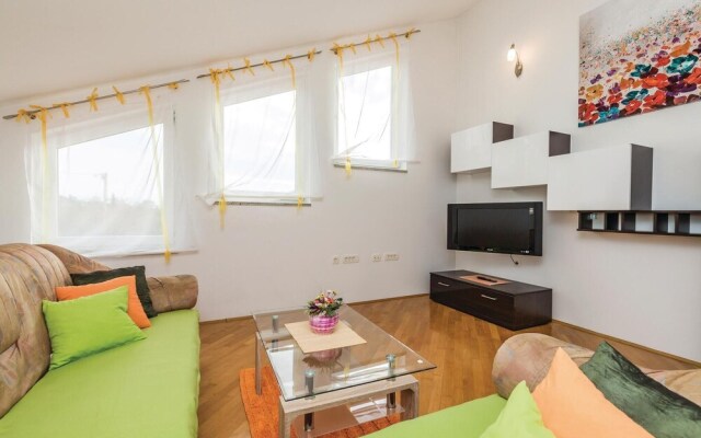 Awesome Home in Kastav With Wifi and 3 Bedrooms