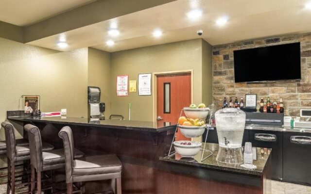 Cobblestone Hotel & Suites - Gering/Scottsbluff
