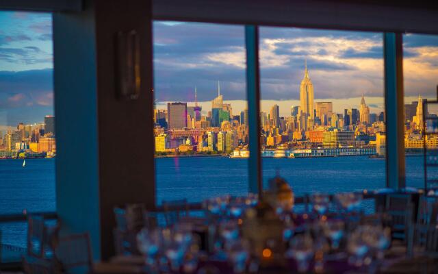 Hyatt Regency Jersey City on the Hudson