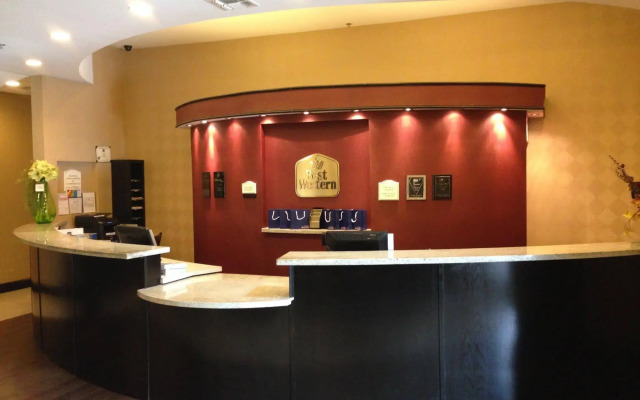 Red Roof Inn & Suites Longview