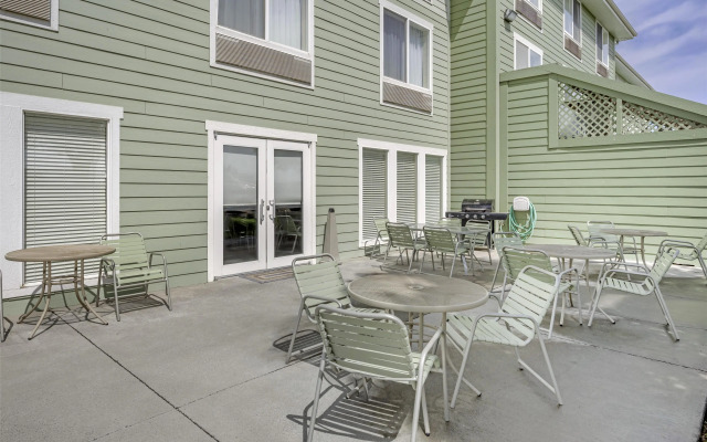 Best Western Bronco Inn