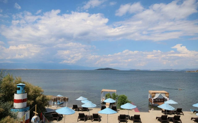Hotel Cunda Leo