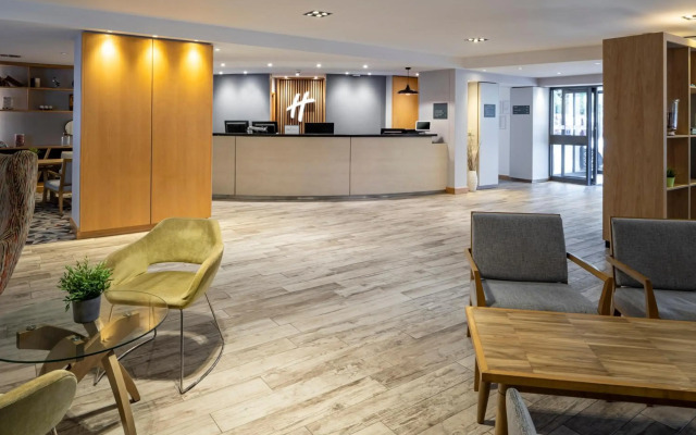 Holiday Inn Reading South M4 Jct11 by IHG