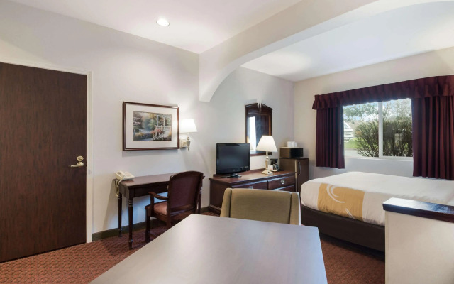 Quality Inn Grand Suites Bellingham