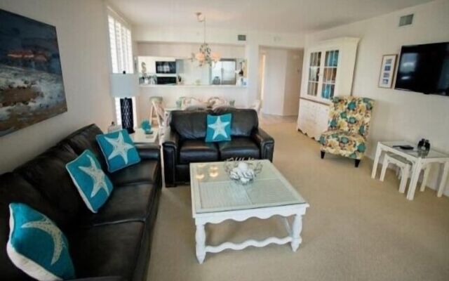 Cozy Condo with Gorgeous View of the Beach and Gulf by RedAwning