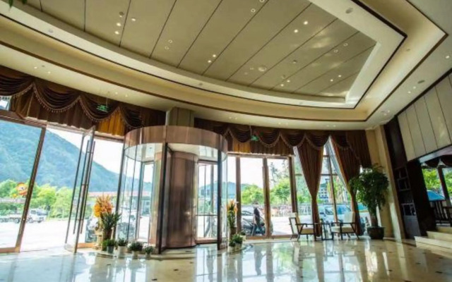 Phoenix International Hotel