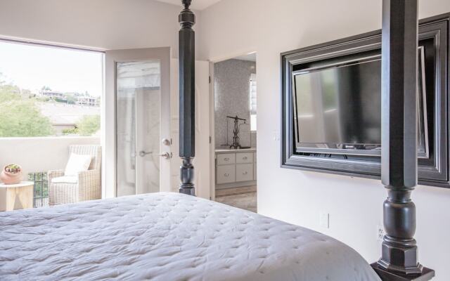 Extravagant Fountain Hills - 6 Br Home