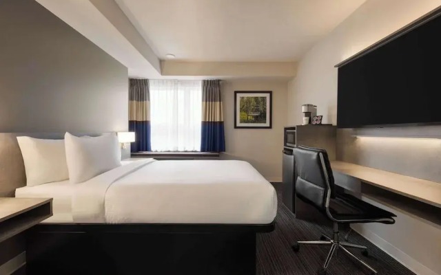 Microtel Inn & Suites By Wyndham Boisbriand