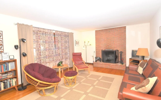 Castle View - A Rancher With a View!