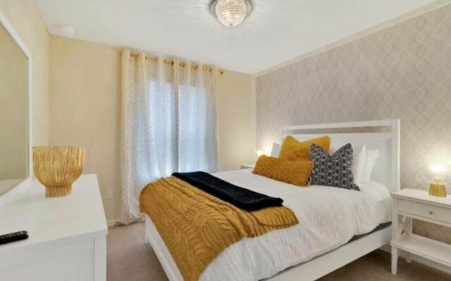 7495 OL - Solterra Resort