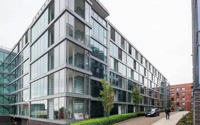 Sunny and Spacious 1BR Apartment