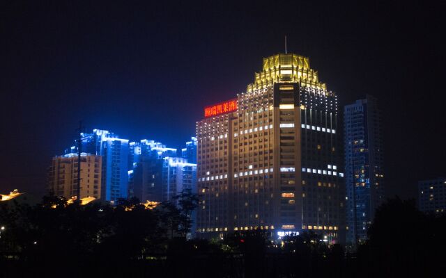 Enrichee Gloria Plaza Hotel Qingdao