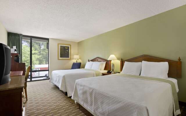 Days Inn by Wyndham Fayetteville-South/I-95 Exit 49