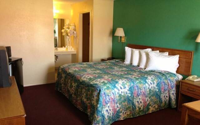 Super 7 Inn Siloam Springs