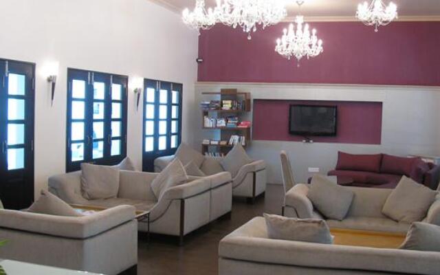 Silver Sands Hide Away