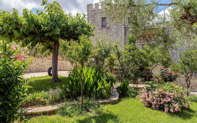 Garden Stone Studio - Secluded Holiday Escape