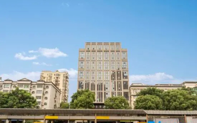 JI Hotel (Yichang Wuyi Plaza Guomao Xintiandi) – Outside – Yichang