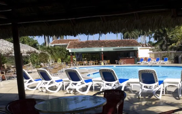 Hotel Mariposa