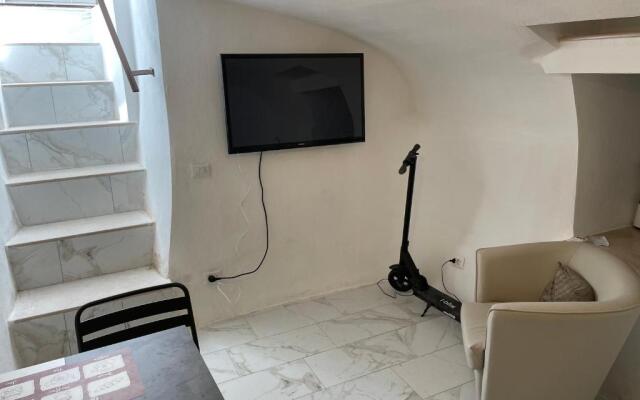 Mory&Clary Cave Palese Airport