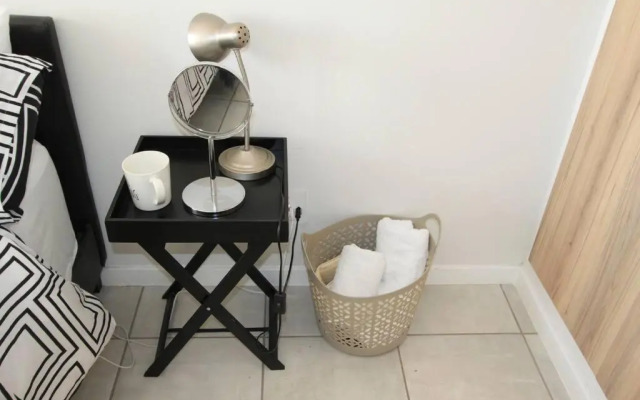 The Parks Airport Apartment