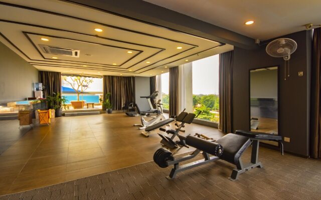 Kinta Riverfront Hotel & Suites