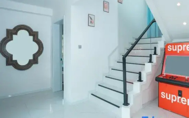 Shanghai Meishu Time Swimming Pool Party Single-family Villa