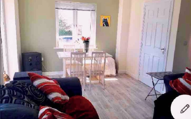 4 Bedroom Private Townhouse