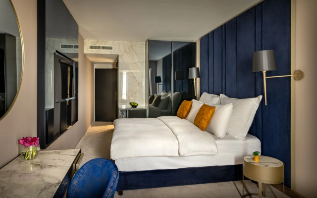 Grand Hotel Adriatic I