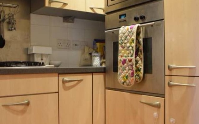 2 Bedroom Flat Next to Brockwell Park