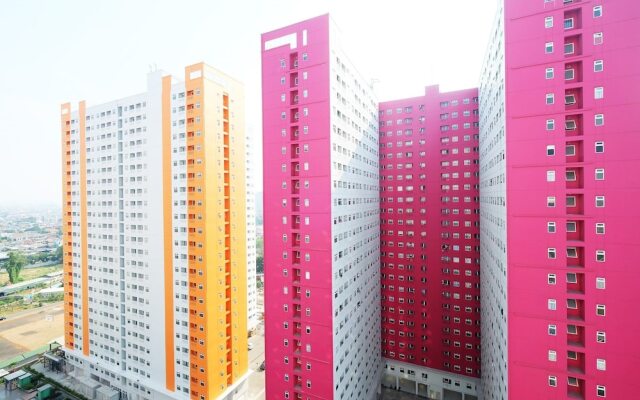Green Pramuka City Apartment