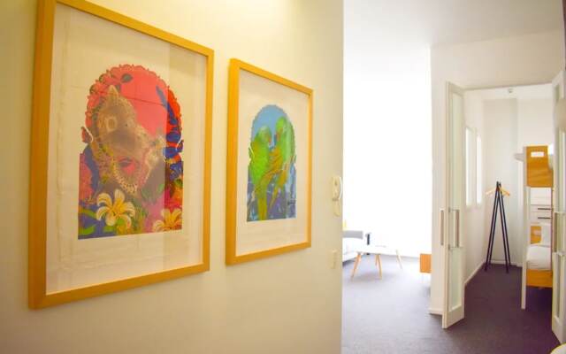 Light-filled 2 Bedroom Abode in Heart of the City