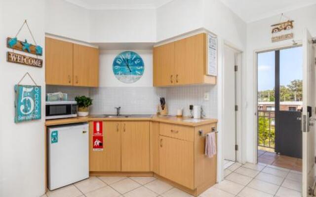 Zenith Unit 7 - Shoal Bay