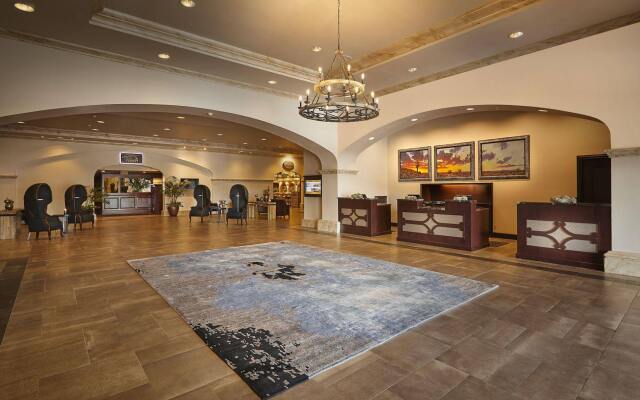 Scottsdale Plaza Resort