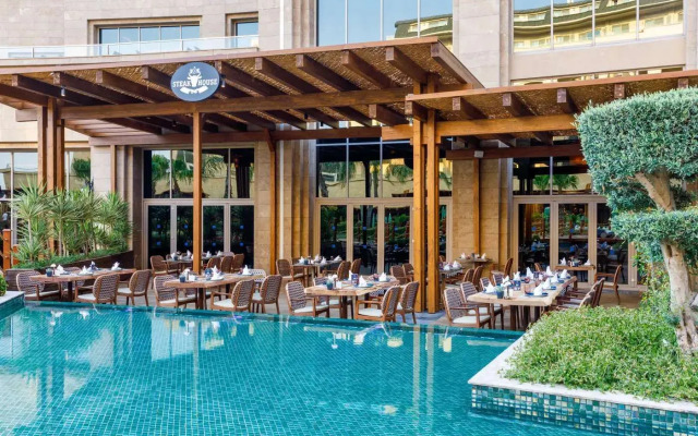 Kaya Hotel Select